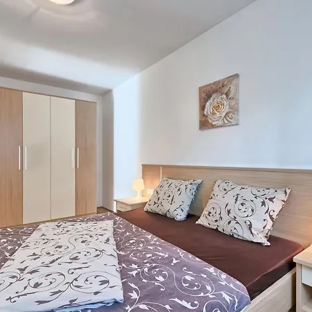 Alpa2 By Interhome דירה